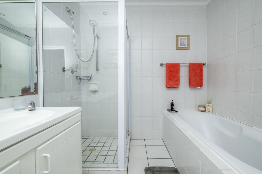 3 Bedroom Property for Sale in Protea Heights Western Cape